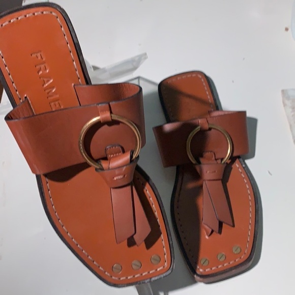 - Frame sandals - Picture 1 of 7